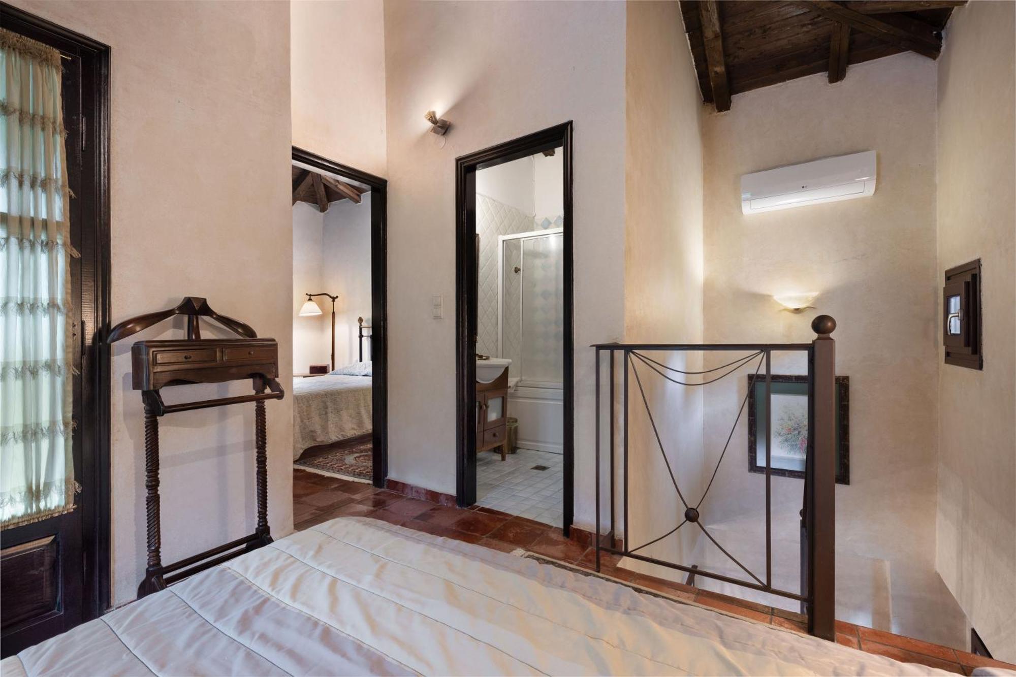 Ostra Menalon Luxury Suites Kardharás Extérieur photo