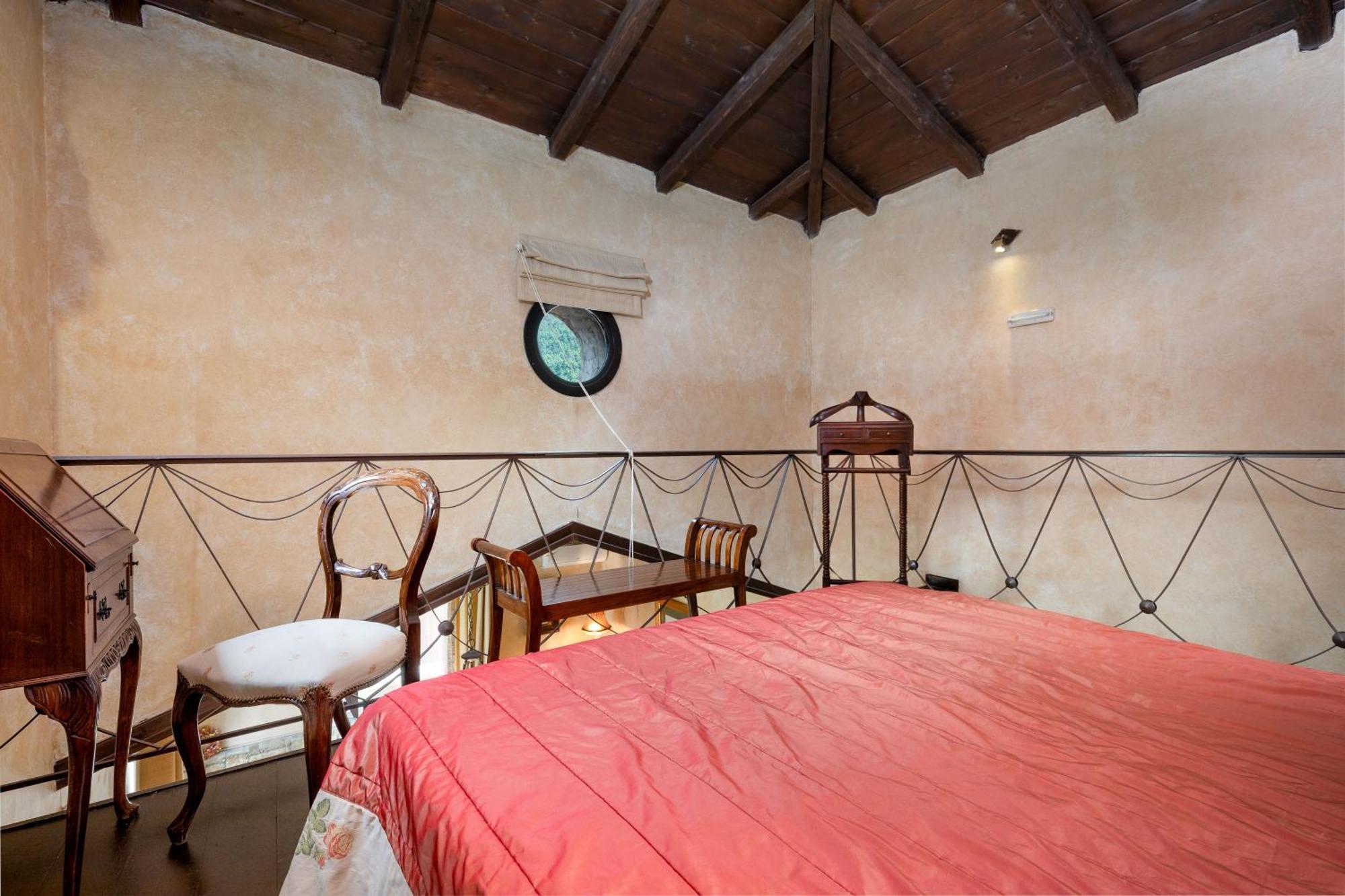 Ostra Menalon Luxury Suites Kardharás Chambre photo