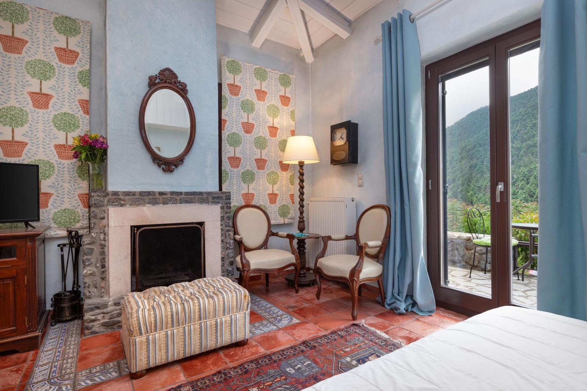 Ostra Menalon Luxury Suites Kardharás Extérieur photo